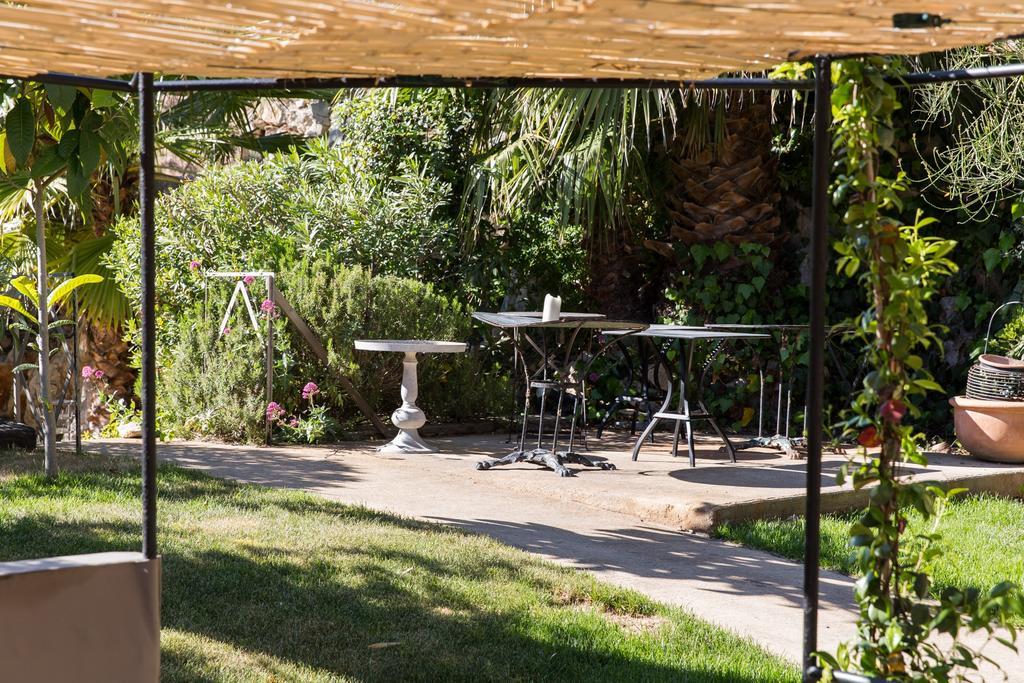 Le Jardin D'Emile Hotell Cassis Exteriör bild